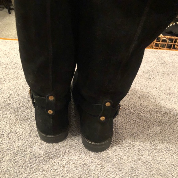 Black suede pointy toe boots - Picture 5 of 5